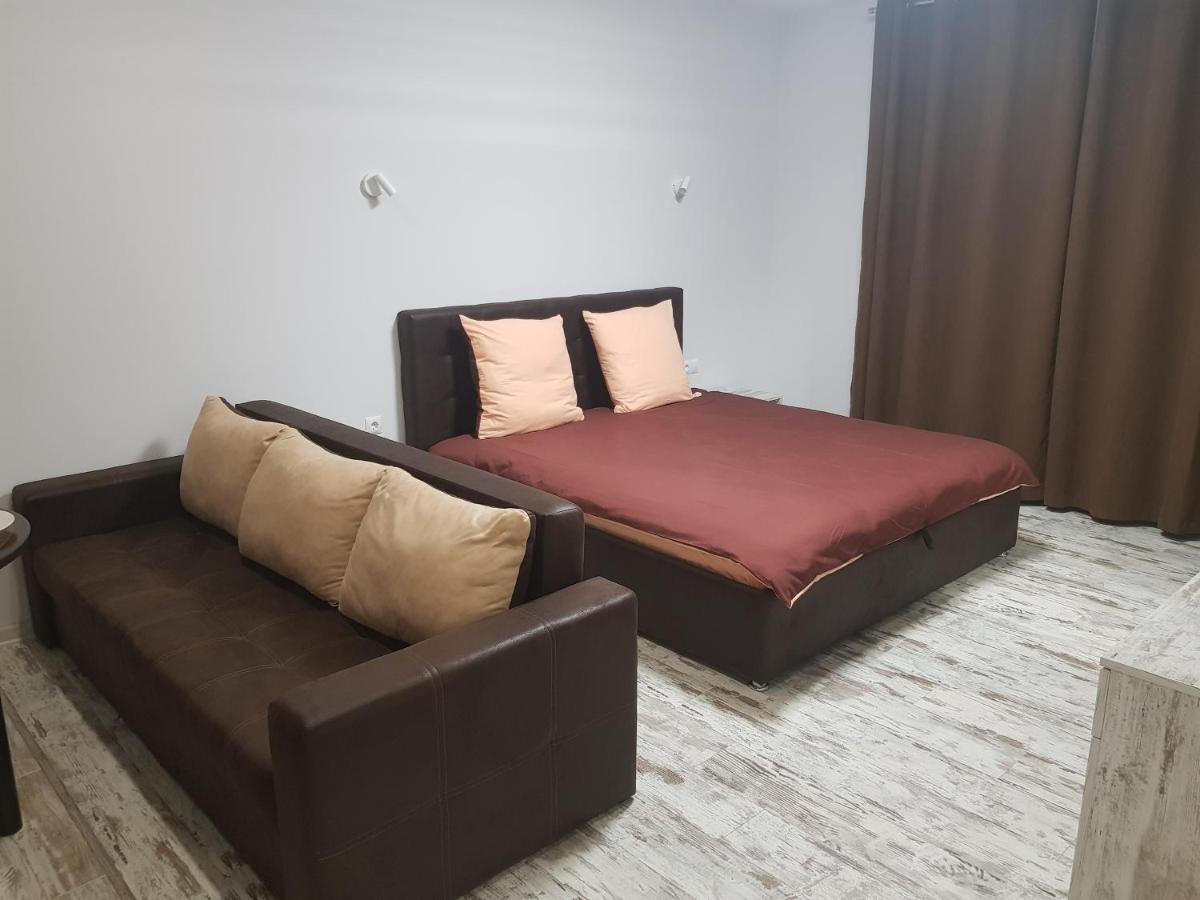 Silver Star Apartment 40m Uzjhorod Eksteriør bilde